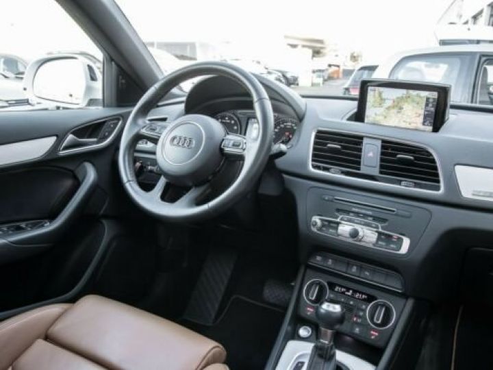 Audi Q3 Design 2.0 TFSI quattro BLANC - 4