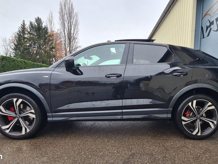 Audi Q3 Sportback 2.0 TDI 200CV 3x S-LINE QUATTRO Noir - 4