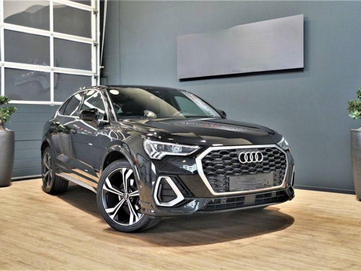 Audi Q3 Sportback 35 2.0TDI quattro S-Line AHK*SONOS Noir Metallisé - 1