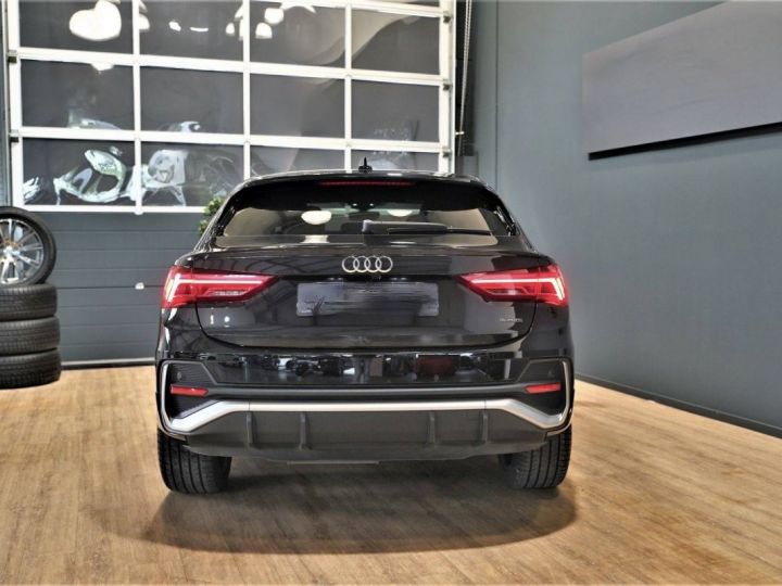 Audi Q3 Sportback 35 2.0TDI quattro S-Line AHK*SONOS Noir Metallisé - 6