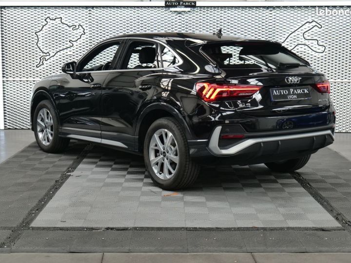 Audi Q3 Sportback NEW HYBRID 45TFSI e 245 S LINE 1° MAIN FRANCAIS TVA RECUPERABLE GPS 16-9 XENON CAMERA DE RECUL VOLANT MEPLAT HAYON ELECTRIQUE CHARGEUR INDUCTION JA18  Noir - 4