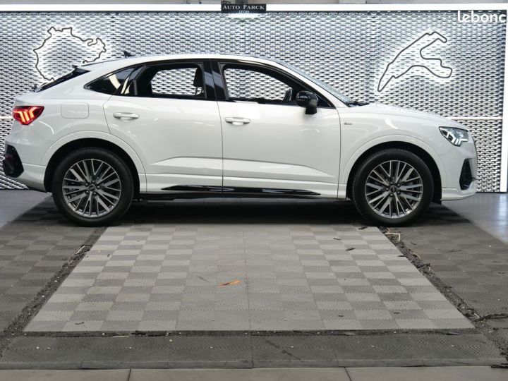 Audi Q3 Sportback NEW HYBRID 45TFSI e 245 S LINE 1° MAIN FRANCAIS TVA RECUPERABLE GPS 16-9 XENON CAMERA DE RECUL VOLANT MEPLAT HAYON ELECTRIQUE PACK BLACK JA19 ECLAIRAG Blanc - 3