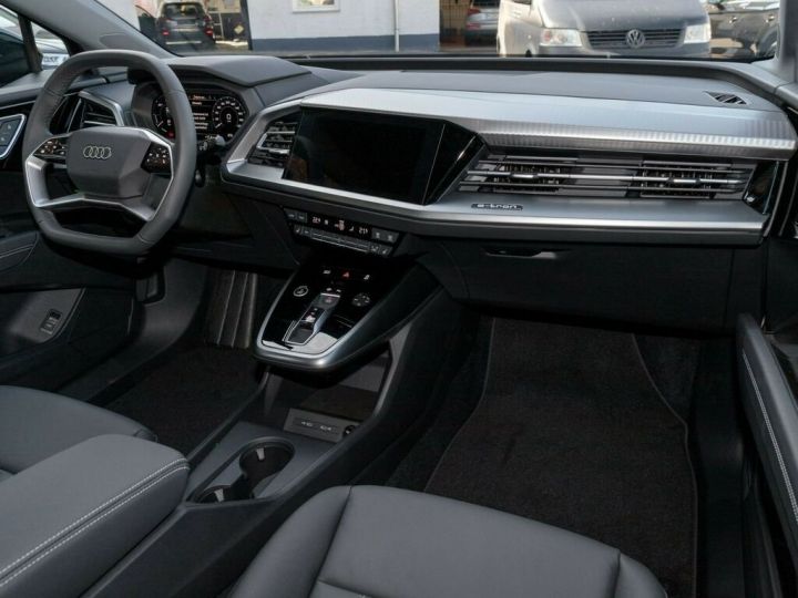 Audi Q4 E-Tron udi Q4 Sportback 35 e-tron NAVI + Caméra noir - 6