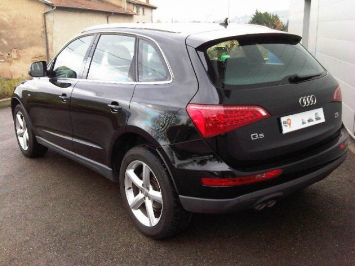 Audi Q5 2.0 TDI 170CV QUATTRO S-LINE S-TRONIC7      Diesel NOIR - 15