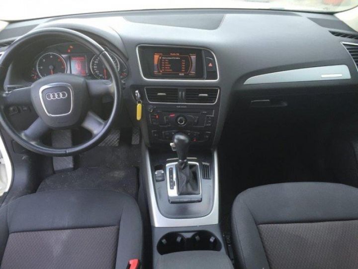 Audi Q5 2.0 TDI 170CV QUATTRO S-TRONIC 7     Diesel BLANC - 6