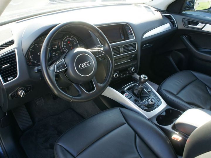 Audi Q5 2.0 TDI 190CH CLEAN DIESEL BUSINESS LINE QUATTRO Bleu C - 4