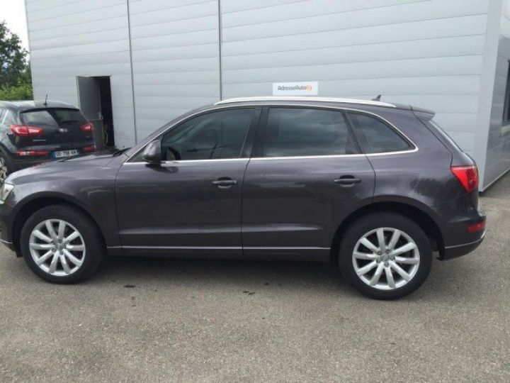 Audi Q5 3.0 V6 TDI 240 DPF AVUS QUATTRO S TRONIC 7     Diesel GRIS METAL - 11