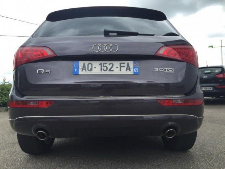 Audi Q5 3.0 V6 TDI 240 DPF AVUS QUATTRO S TRONIC 7     Diesel GRIS METAL - 13