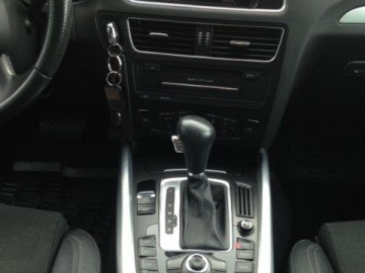 Audi Q5 3.0 V6 TDI QUATTRO S-LINE S-TRONIC     Diesel NOIR - 11