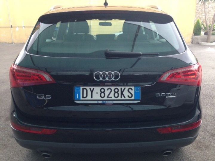 Audi Q5 3.0 V6 TDI QUATTRO S-LINE S-TRONIC     Diesel NOIR - 15