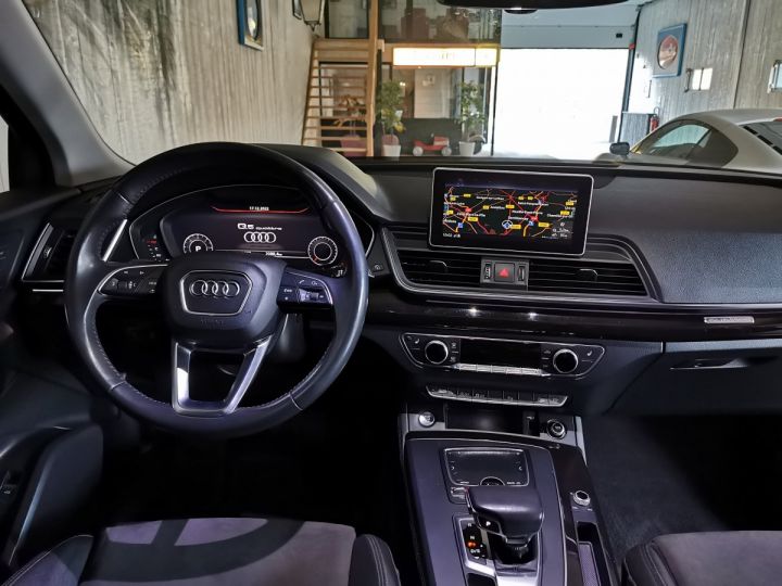 Audi Q5 40 TDI 190 CV AVUS QUATTRO S-TRONIC Noir - 6