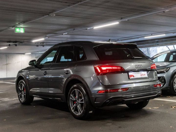 Audi Q5 50 TFSI e quattro S line AHK ACC Pano Camera Gris Daytona - 3