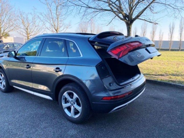 Audi Q5 DESIGN LUXE 2.0 TFSI 252 S-TRONIC7 / TOIT OUVRANT     Essence GRIS DAYTONA - 34