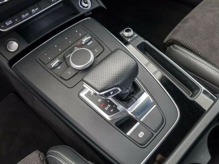 Audi Q5 SLINE noir - 7