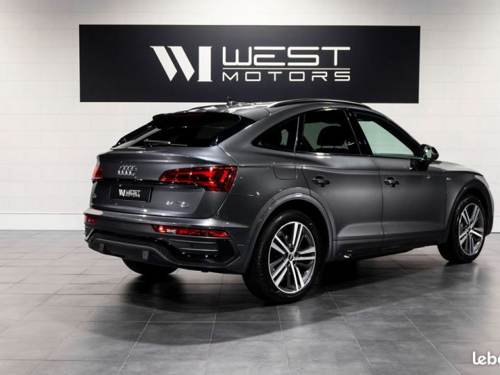 Audi Q5 Sportback 55 TFSI e S-Line 367 – Français Toit Pano Suspension adaptatives B&O 499EMOIS Gris - 4