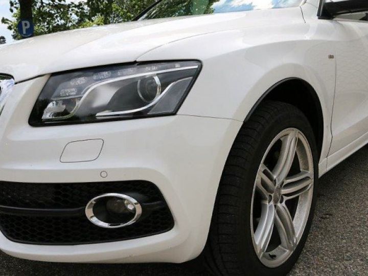 Audi Q5 V6 3.0 TDI 240 CV DPF S-LINE AVUS QUATTRO S-TRONIC7     Diesel BLANC - 4