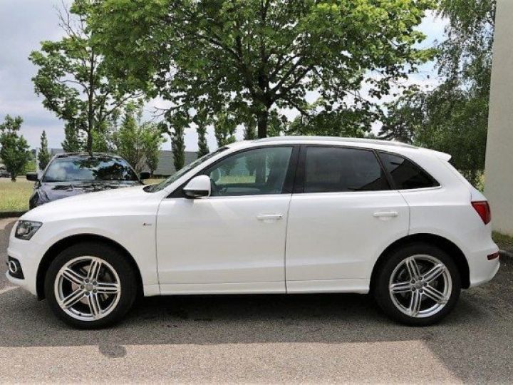 Audi Q5 V6 3.0 TDI 240 CV DPF S-LINE AVUS QUATTRO S-TRONIC7     Diesel BLANC - 5