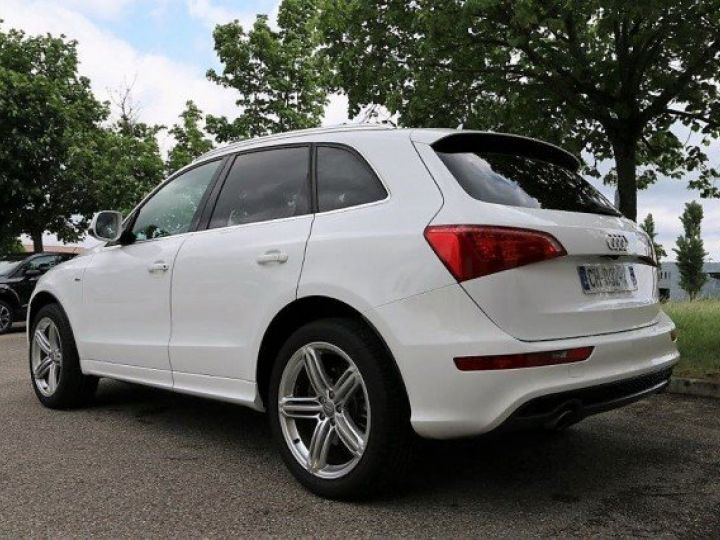 Audi Q5 V6 3.0 TDI 240 CV DPF S-LINE AVUS QUATTRO S-TRONIC7     Diesel BLANC - 25