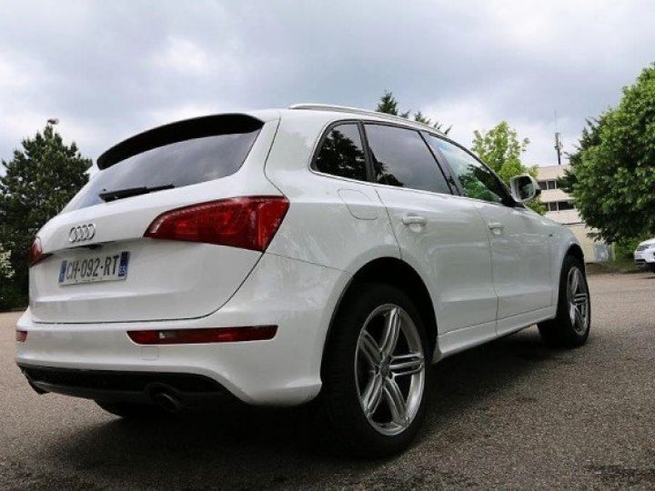 Audi Q5 V6 3.0 TDI 240 CV DPF S-LINE AVUS QUATTRO S-TRONIC7     Diesel BLANC - 31