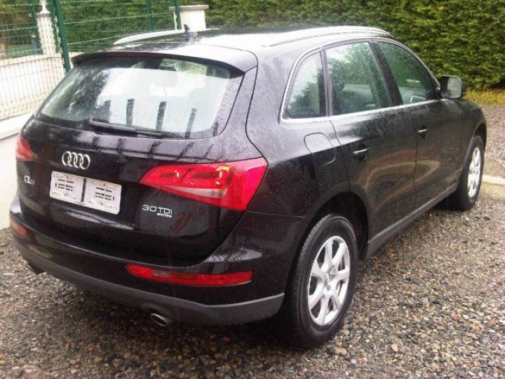 Audi Q5 V6 3.0 TDI 240cv FAP Quattro S-tronic     Diesel NOIR METAL - 18