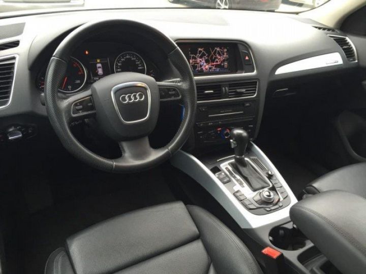 Audi Q5 V6 3.0 TDI 240CV QUATTRO AMBITION LUXE S-TRONIC7     Diesel GRIS CLAIR - 10