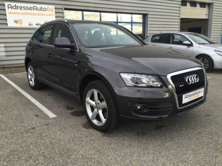 Audi Q5 V6 3.0 TDI 240cv S-LINE QUATTRO S-TRONIC      Diesel GRIS METAL - 1