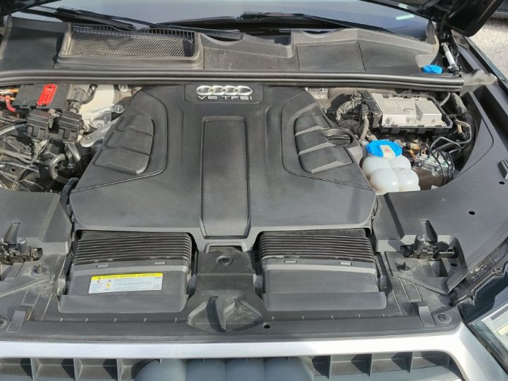 Audi Q7 NOIR - 5