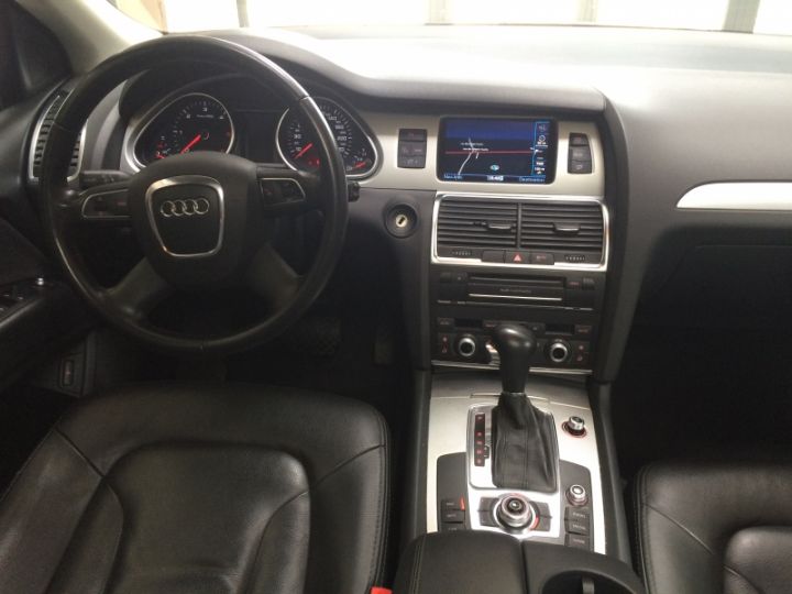 Audi Q7 3.0 TDI 240 cv Avus Blanc - 4