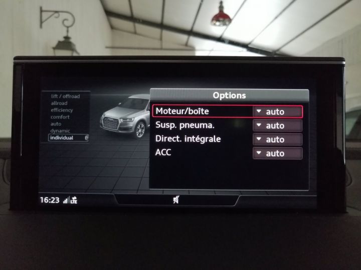 Audi Q7 3.0 TDI 272 CV AVUS EXTENDED QUATTRO BVA 7PL Gris - 16
