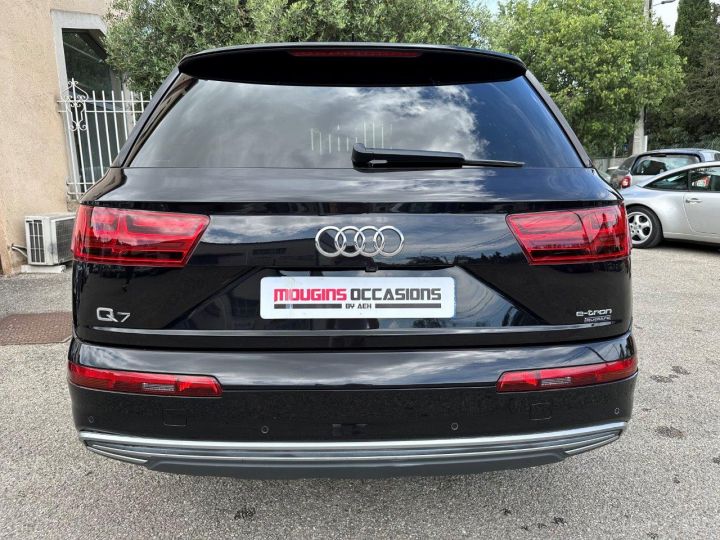 Audi Q7 3.0 TDI E-TRON 373 Noir - 8