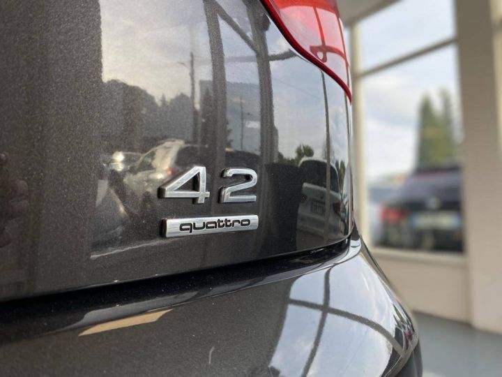 Audi Q7 4.2 V8 FSI 350ch Avus quattro Tiptronic 7 places GRIS FONCE - 23