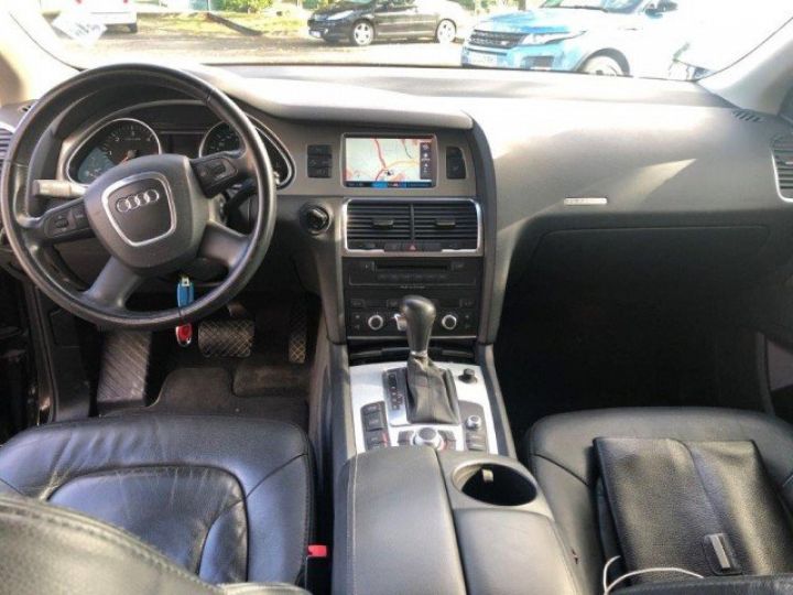 Audi Q7 V6 3.0 TDI 240 CV QUATTRO AMBITION LUXE 7 PLACES     Diesel NOIR - 9