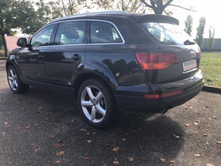 Audi Q7 V6 3.0 TDI 240 CV QUATTRO AMBITION LUXE 7 PLACES     Diesel NOIR - 15