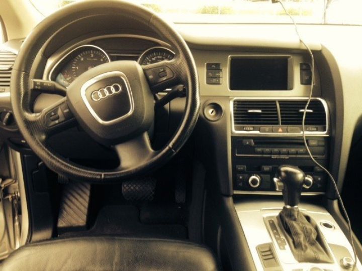 Audi Q7 V6 3.0 TDI TIPTRONIC 7 PLACES AMBITION LUXE     Diesel GRIS CLAIR - 4