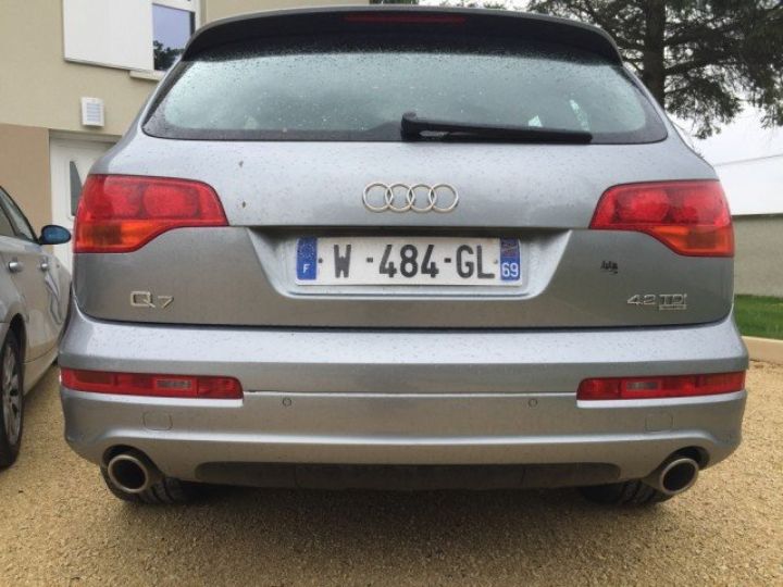 Audi Q7 V8 4.2 TDI QUATTRO S LINE 7 PLACES     Diesel GRIS METAL - 20