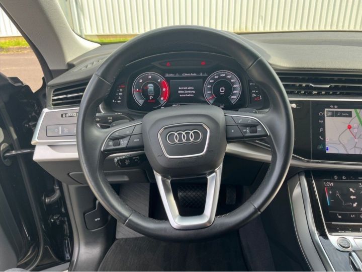 Audi Q8 50 TDI 286  QUATTRO TIPTRONIC / 03/2021 noir métal - 9