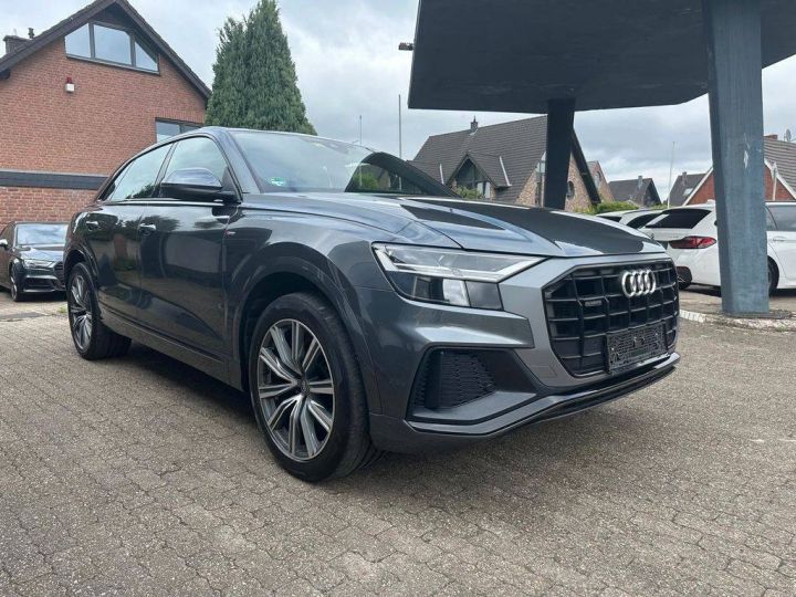 Audi Q8 50TDI/QUATTRO/S-LINE/AHKPANO/21 Gris Daytona - 4