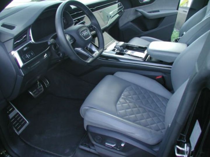 Audi Q8 S-Line Noir - 9