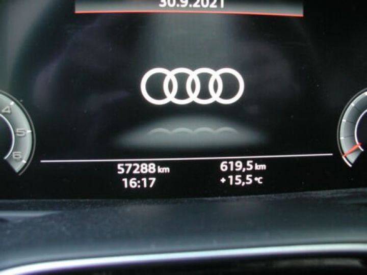 Audi Q8 S-Line Noir - 14