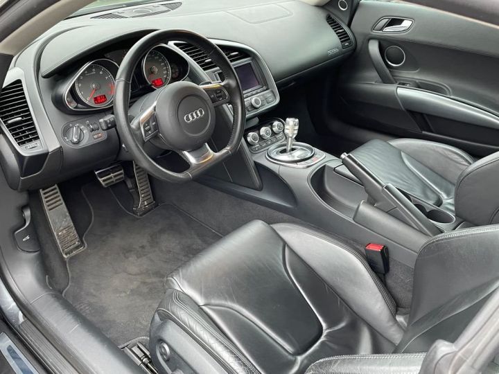 Audi R8 4.2 FSI Quattro S-Tronic Gris Dayton - 4