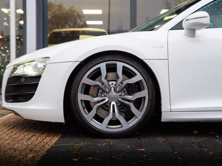 Audi R8 5.2 FSI quattro / B&O / Carbone / Garantie 12 mois blanc - 4