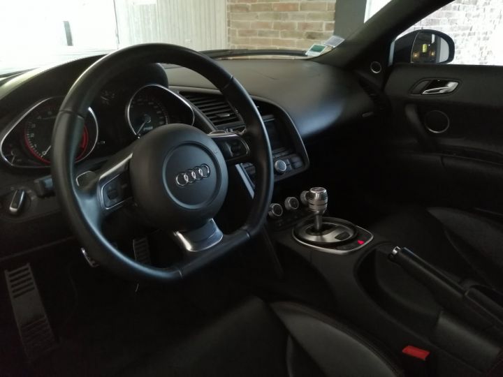 Audi R8 5.2 V10 525 Cv Noir - 5