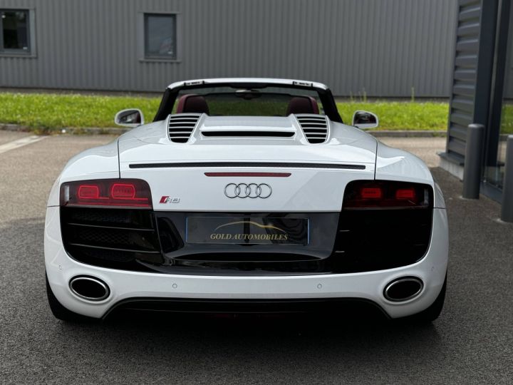 Audi R8 5.2 V10 FSI 525ch R Tronic 6 Blanc - 8