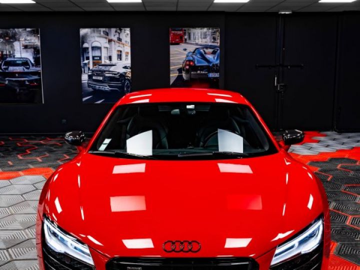 Audi R8 5.2 V10 FSI 550ch Plus quattro tronic 7 ROUGE CLAIR - 8