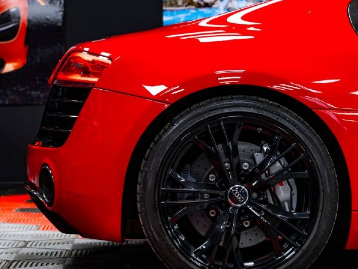 Audi R8 5.2 V10 FSI 550ch Plus quattro tronic 7 ROUGE CLAIR - 9