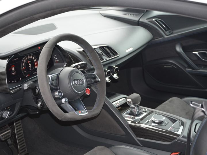 Audi R8 620 CV V10 Performance LOA 1 299 Euros Par mois Sièges Recaro Carbon Interieur et Moteur Gris Suzuka V 10 Gris - 8