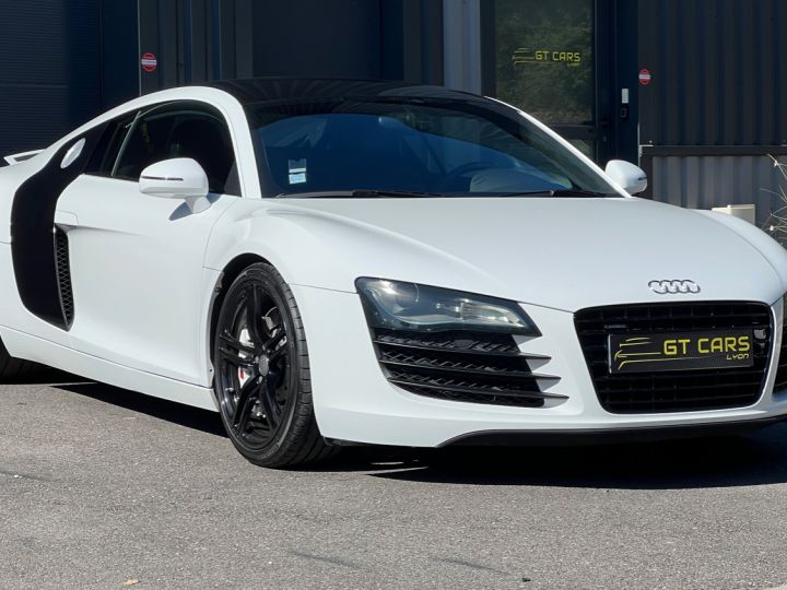 Audi R8 Audi R8 Quattro - Crédit 657 Euros Par Mois - échappement Sport - Apple CarPlay Vendu