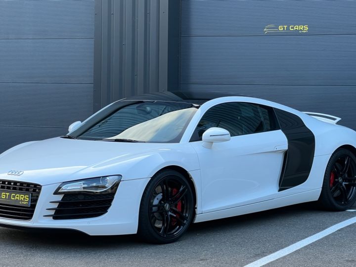 Audi R8 Audi R8 Quattro V8 - crédit 657 euros par mois - boîte manuelle - Packs carbone Vendu