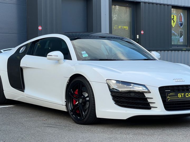 Audi R8 Audi R8 Quattro V8 - crédit 657 euros par mois - boîte manuelle - Packs carbone Blanc - 3