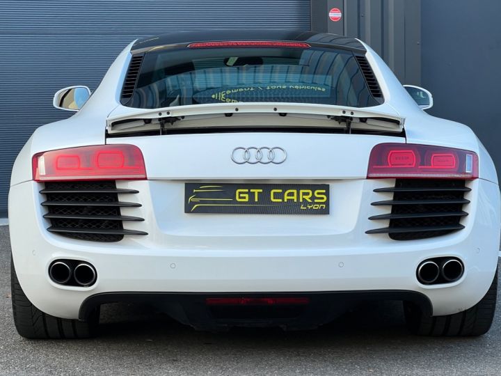 Audi R8 Audi R8 Quattro V8 - crédit 657 euros par mois - boîte manuelle - Packs carbone Blanc - 6